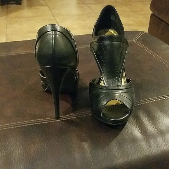 Cathy Jean black heels... WORN ONCE! - Picture 2 of 5